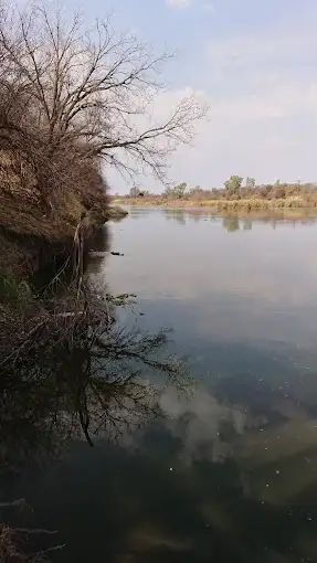 Still water on the Vaal